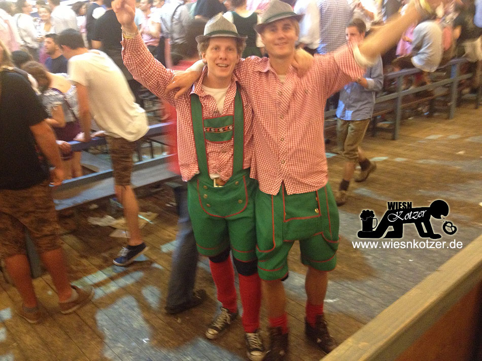 Guys dressed like twins with fake Lederhosen at Oktoberfest München